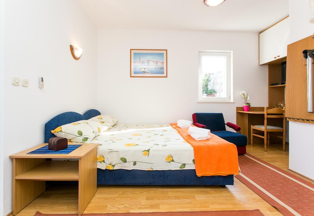 Apartments Miramare & Campara Дубровник Екстериор снимка